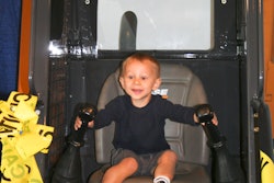 Casechildrensmuseumchildone 10364345