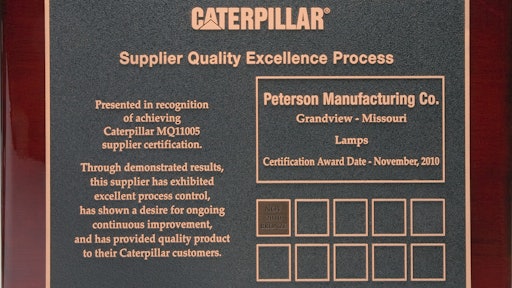 Photo Caterpillar Award Hires 10449600