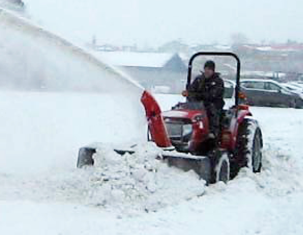 Mahindra USA new snow blowers. OEM OffHighway