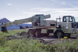 In the world of road building and construction equipment, Gradall Industries’ telescoping-boom excavators stand out with unique digging abilities and overall product quality. First engineered in 1946, Gradall developed a unique tilting and telescoping-boom design to provide faster and more controlled grading than traditional knuckle-boom excavators.