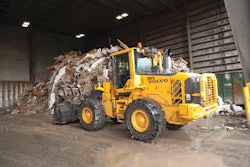 A Volvo wheel loader takes care of the rubbish.