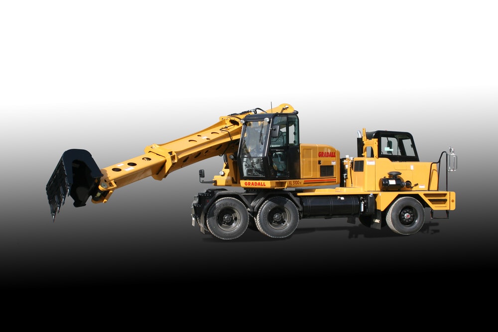 Gradall's XL 5100 IV Excavator Allows Operators to Travel at Highway ...