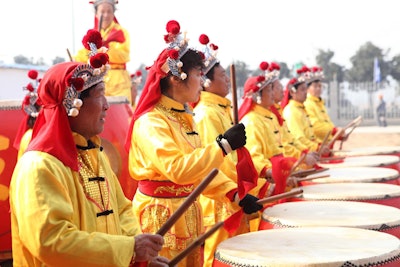 Altra China Ceremony