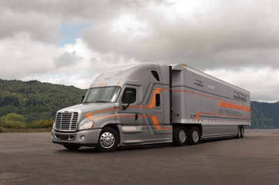 Freightliner Cascadia Evolution Sets Achievement Of 10 67 Mpg