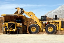 Caterpillar 994 H Wheel Loader Loads Cat793 F Truck