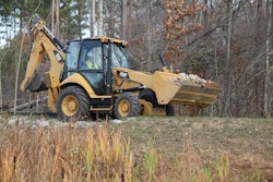 Caterpillar 420 F Backhoe Loader