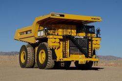 Komatsu 730 E