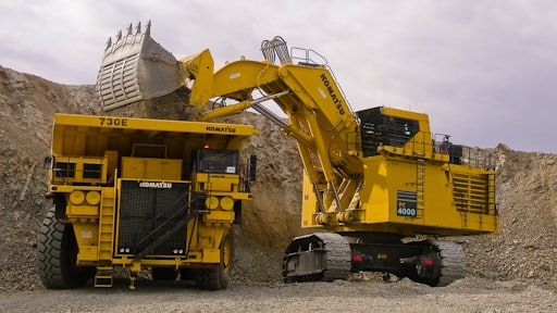 Komatsu Pc4000 Loading730 E