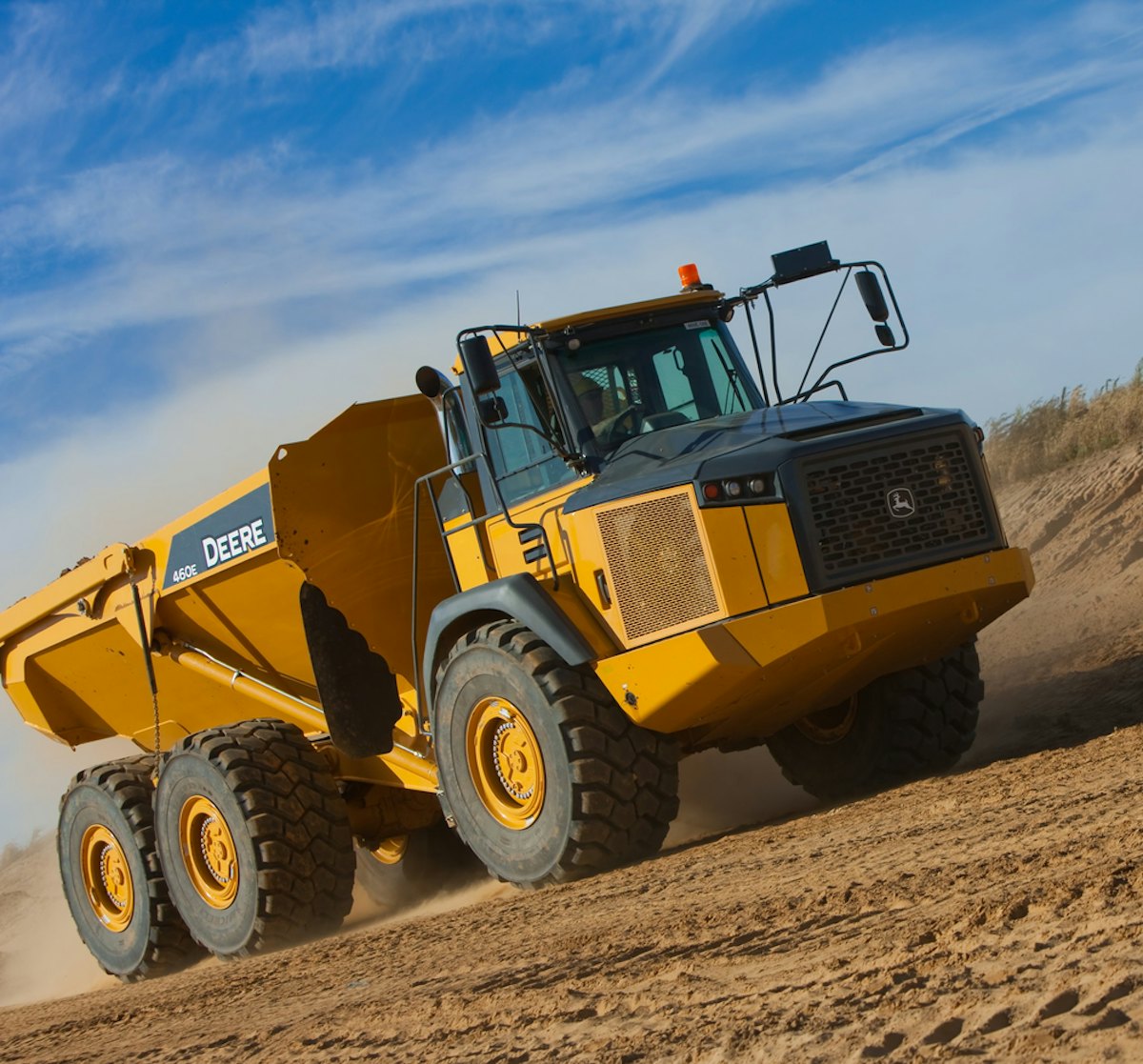 John deere articulated truck