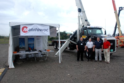 Manitowoc Lift Access 1