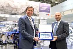 Tognum Mtu Receives Dieselofthe Year2013atbauma