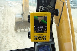The excavator operator gets the bucket's position data at a glance – and always knows where to work.