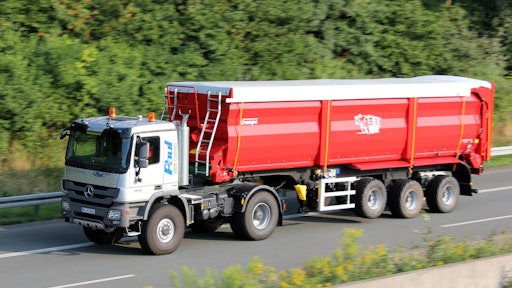 Paul Nutzfahrzeuge Agricultural Tractor Semi Trailer