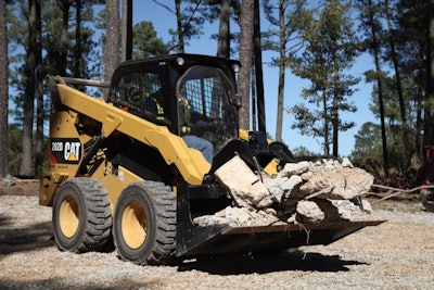 Caterpillar Cat D Series Skid Steer Loader 2