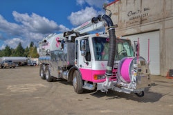 Pink Vactor 2100 Truck 1 Small