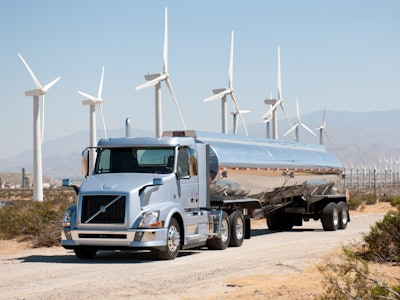 VNL model with XE11 powertrain package
