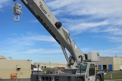 Shuttlelift Cd5520 At Conexpo 2014 1