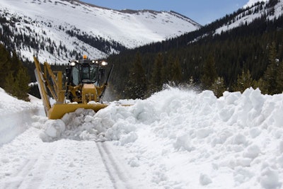Cat M Series Motor Grader