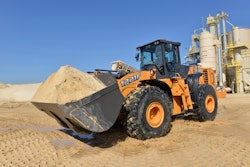Case 1221 F Wheel Loader