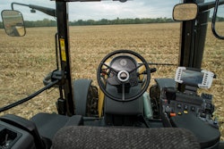 Challenger Mt600 E High Horsepower Tractor Interior 300dpi 02042014