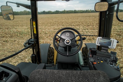 Challenger Mt600 E High Horsepower Tractor Interior 300dpi 02042014