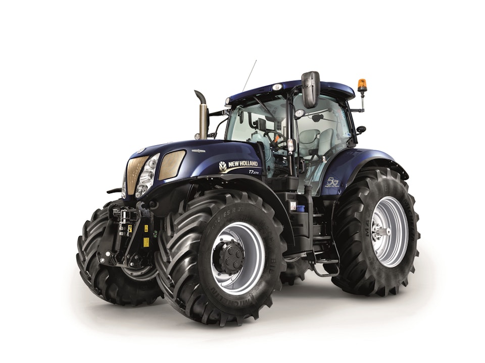 New Holland launches new T7 Heavy Duty at INTELLIGENT FARMING ALL_WAYS  event