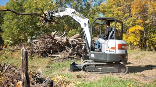 Bobcat E32i 2 Hr