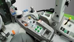 The multifunction armrest, MaxCom, enables operators to manage 90% of the tractor's functions and components from the armrest.