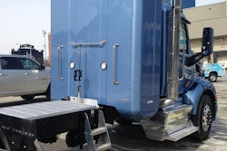 Peterbilt Quantum Fuel Systems Backof Cab Cng Storage