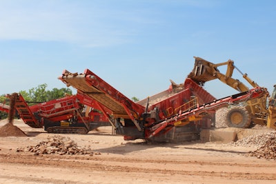 Terex Finlay 893
