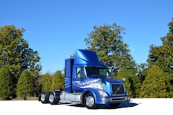 CNG Volvo VNL daycab
