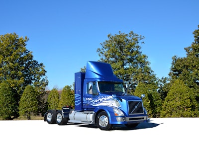CNG Volvo VNL daycab