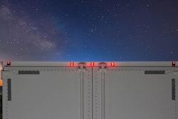 An example of an auxiliary stop configuration is shown with auxiliary stop lamp activated.