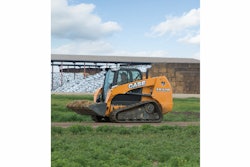 CASE_TR320_Compact_Track_Loader