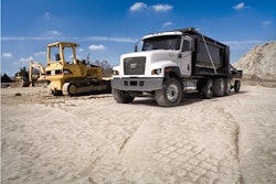 Cat_CT681_Vocational_Truck_with_TTT
