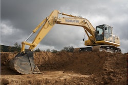 Komatsu_PC210LCiHydraulicExcavator