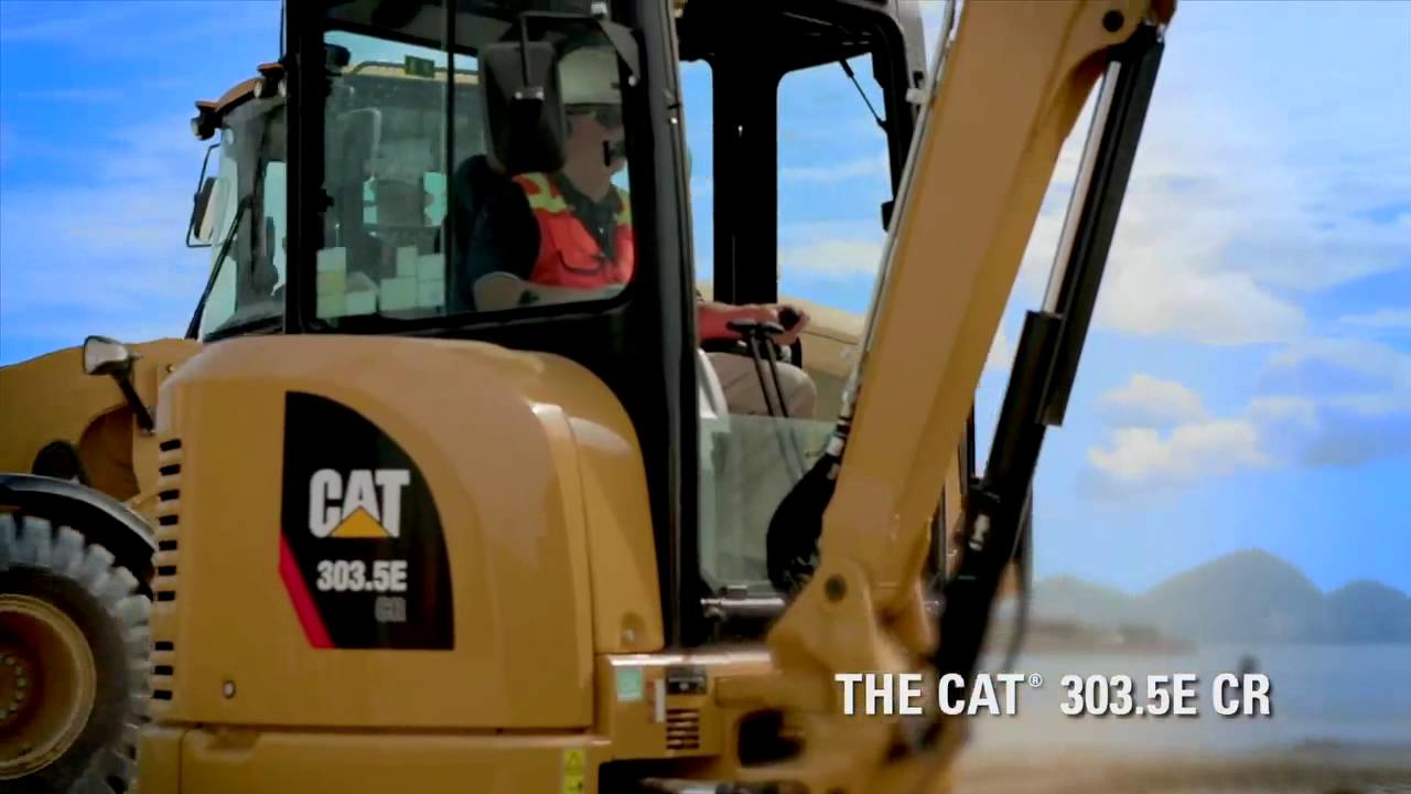 Cat Products Build World's Tallest Sand Castle