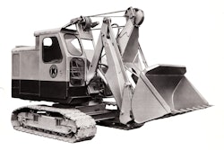 A Koehring 205 Skooper used cables for hoisting and hydraulics for bucket reach, breakout and dump.