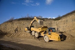 CaterpillarInc CSeriesArticulatedTruck Loading 5512dd87d9055