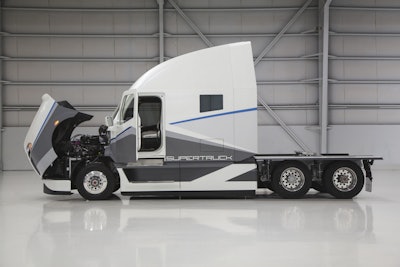 Daimler SuperTruckDesign4 5513fb505767a