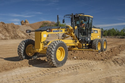 The Komatsu GD655-6 motor grader is powered by a Komatsu Tier 4 Final engine featuring 218 net hp (163 kW). Its closed-center load sensing (CLSS) hydraulic system is outfitted with a variable displacement pump that supplies flow and pressure only when required during machine use, resulting in less heat and fuel usage. Direct acting control valves were designed and built by Komatsu to provide the operator with predictable system response (read more, 12058228).