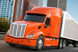 Peterbilt Model579EPIQ 551bfbf1a23d5