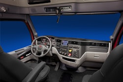 Peterbilt PlatinumGraphiteInteriorPackage 551bf7086a96f