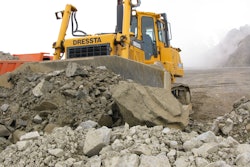 TD 25M Extra Crawler Dozer 1 55388bcd3e813