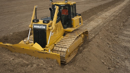 D65PXi 18 action 2 5564c3c70878b
