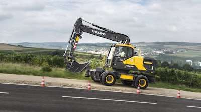 Volvo EW180E 555c70de9ccab
