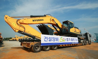 HHI’s 500,000th piece of construction equipment, the HX520 excavator.
