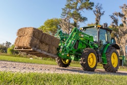 The new sloping hood on the 5E tractors allows better visibility for the operator.