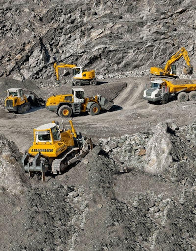 Liebherr Earthmoving 55ad197b9eab8