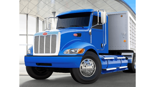 Peterbilt introduced two CNG truck models at the Mid-America Trucking Show 2015.